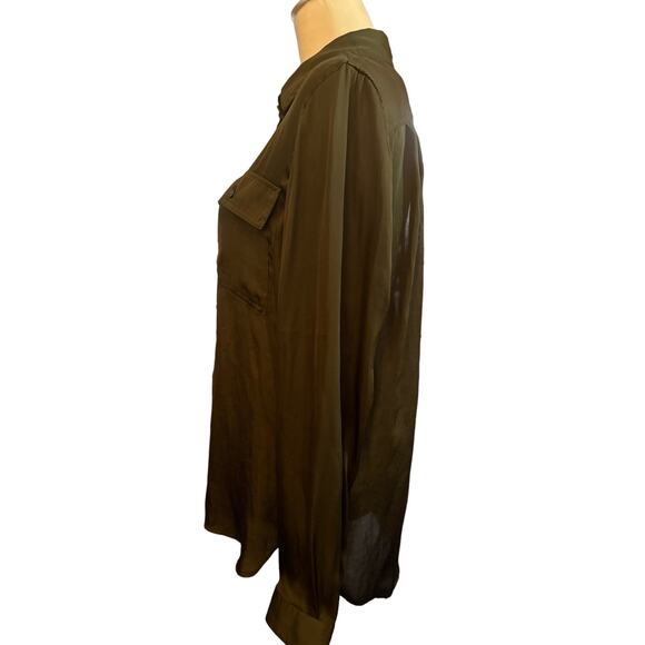 Banana Republic Dillon Classic Fit Soft Satin Utility Shirt, Size Medium, Women - Picture 3 of 6